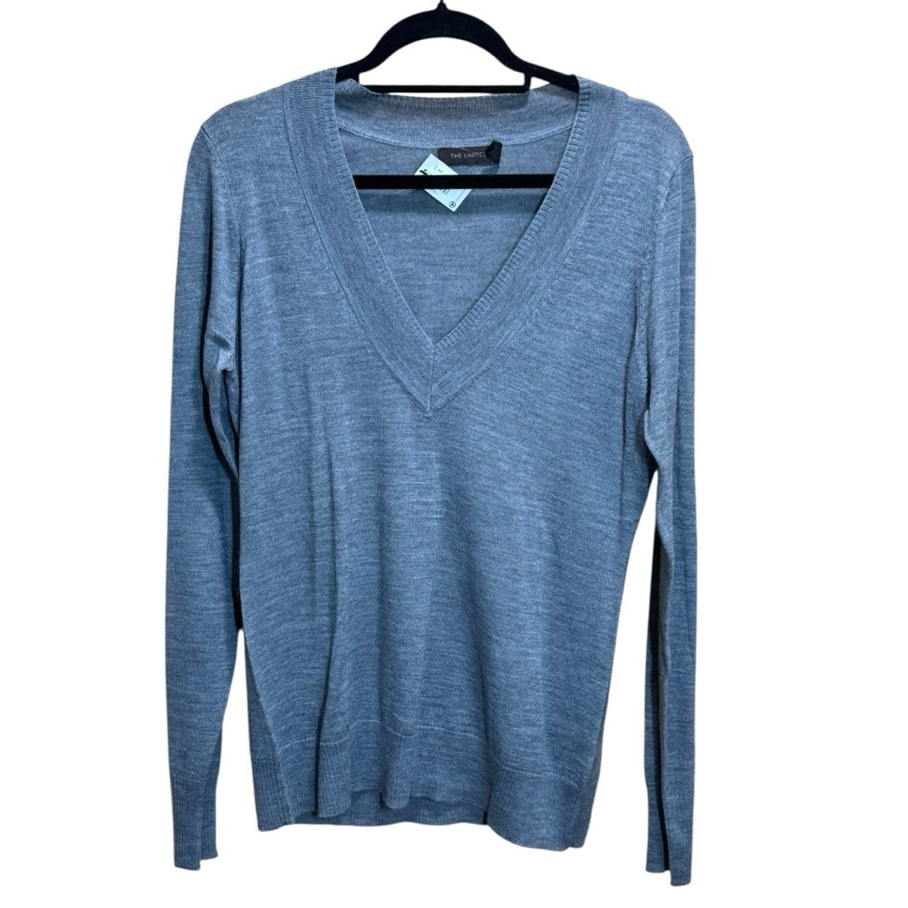 THE LIMITED Gray V-Neck Lightweight Knit Sweater Size L NWT Merino Wool